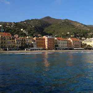 Badano Sul Mare Alassio